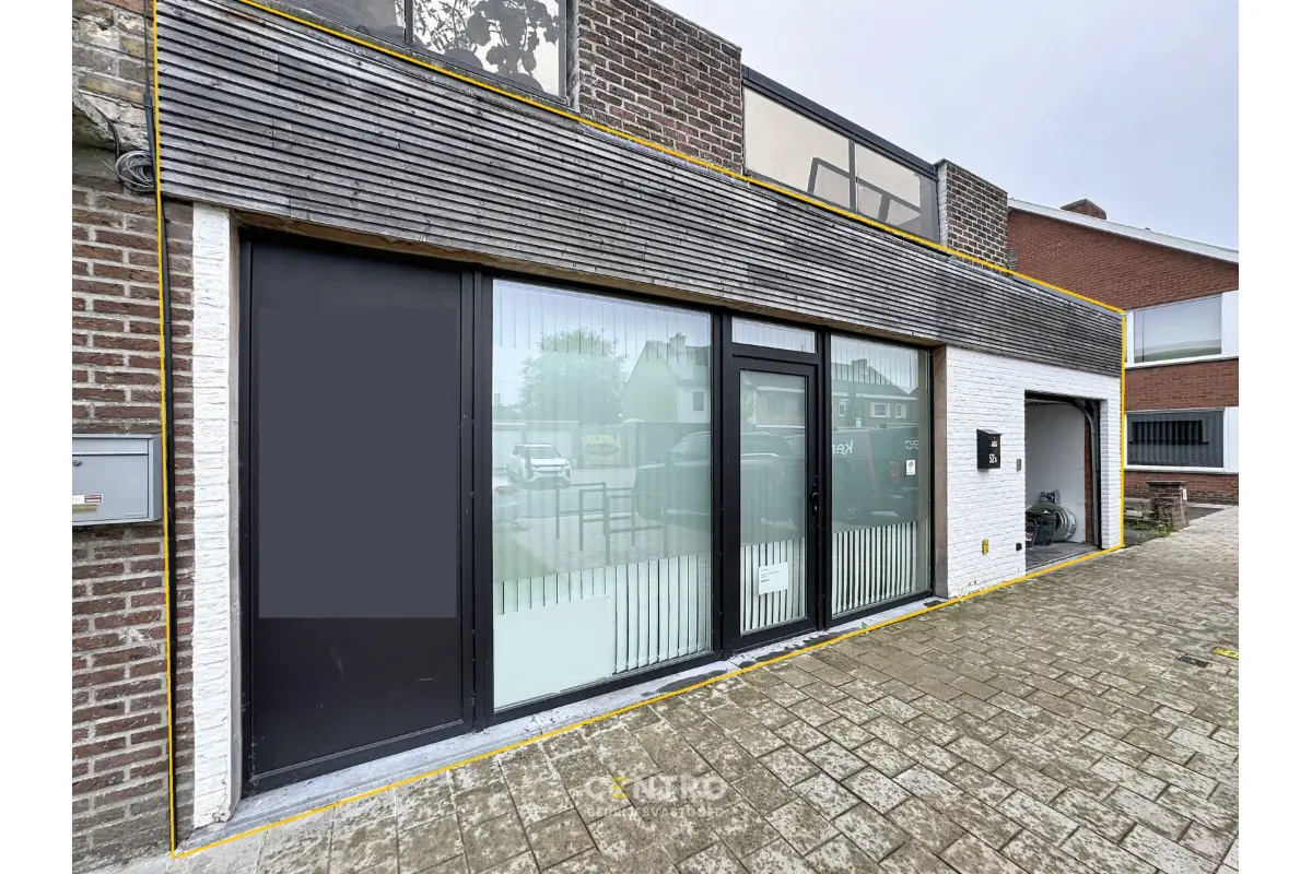 Handelszaak te  koop in Brugge 8000 0.00€  slaapkamers 135.00m² - Zoekertje 796939