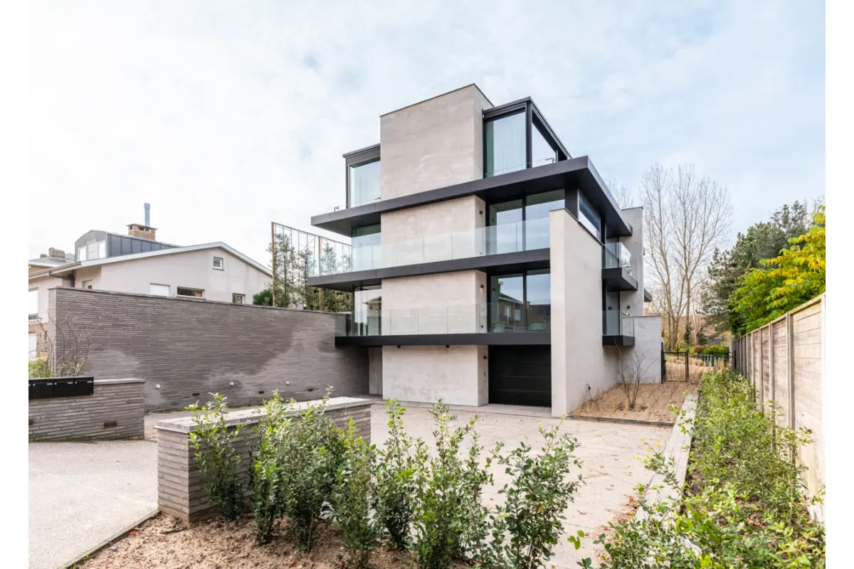 Parking & garage te  koop in De Panne 8660 25000.00€  slaapkamers m² - Zoekertje 797971