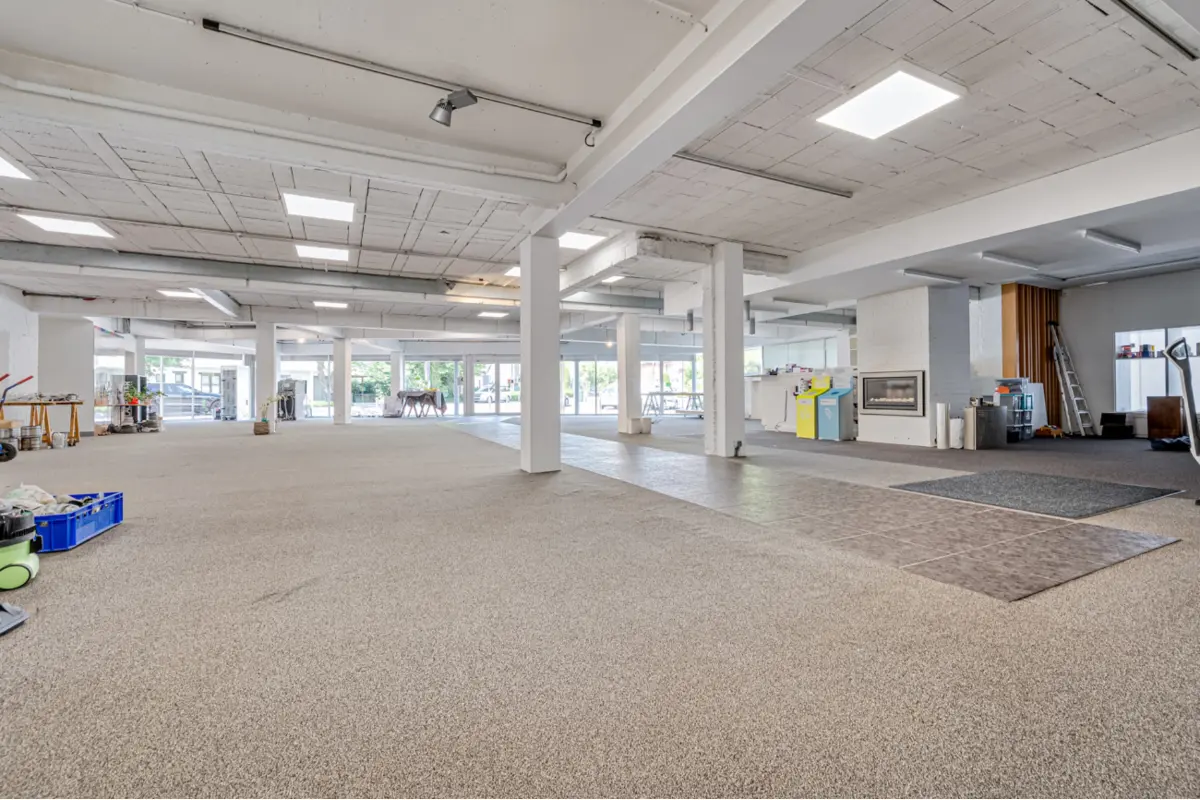 Handelszaak te  koop in Bavikhove 8531 419000.00€  slaapkamers 485.00m² - Zoekertje 798063