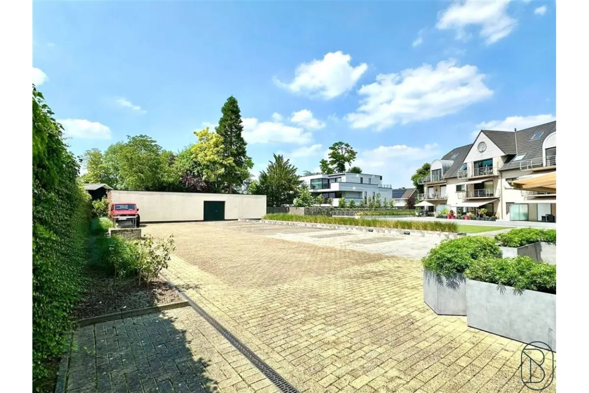 Parking & garage te  koop in Waregem 8790 17500.00€  slaapkamers m² - Zoekertje 798440