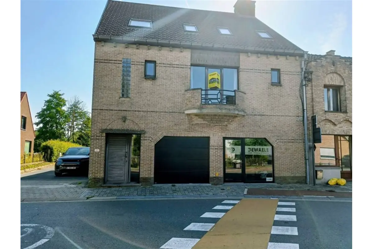 Huis te  koop in Vlissegem 8421 535000.00€ 3 slaapkamers 395.00m² - Zoekertje 798307