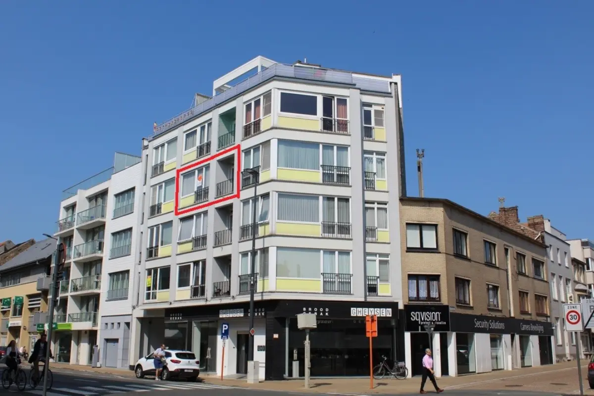 Studio te  huur in Oostende 8400 625.00€  slaapkamers m² - Zoekertje 829312