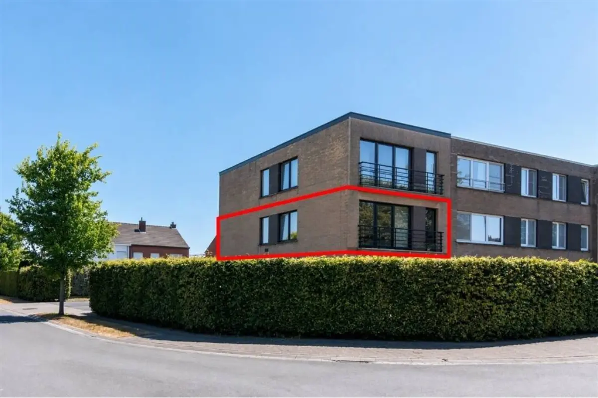 Appartement te  koop in Sint-Kruis 8310 274900.00€ 2 slaapkamers 94.00m² - Zoekertje 799602