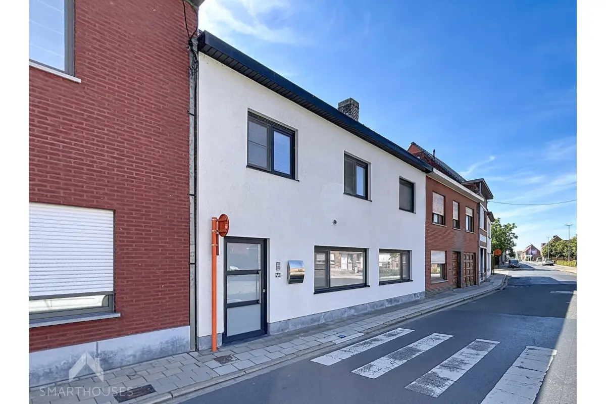 Huis te  koop in Wevelgem 8560 349000.00€ 4 slaapkamers 244.00m² - Zoekertje 799617