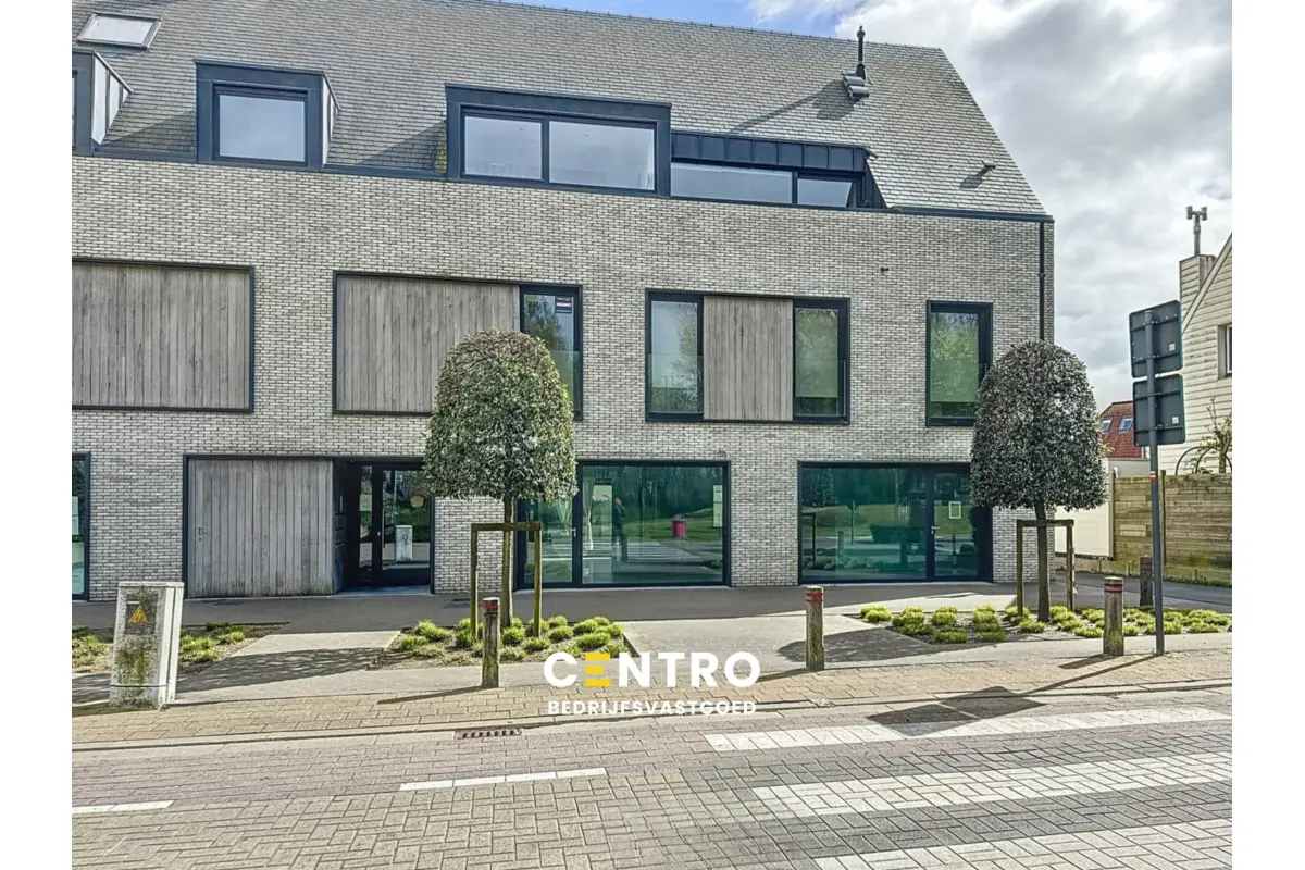 Handelszaak te  koop in De Haan 8420 320000.00€  slaapkamers 110.00m² - Zoekertje 800462