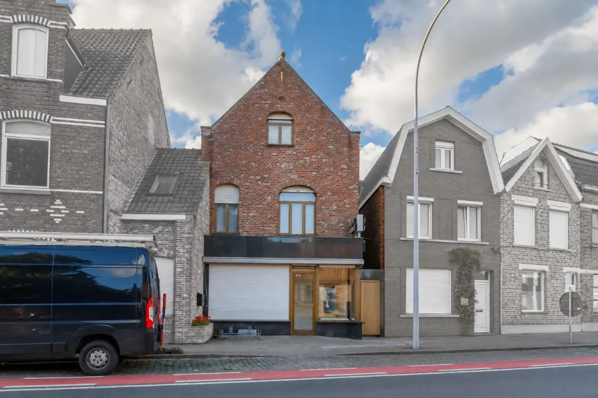 Handelszaak te  koop in Sint-Kruis 8310 285000.00€ 2 slaapkamers 350.00m² - Zoekertje 800805