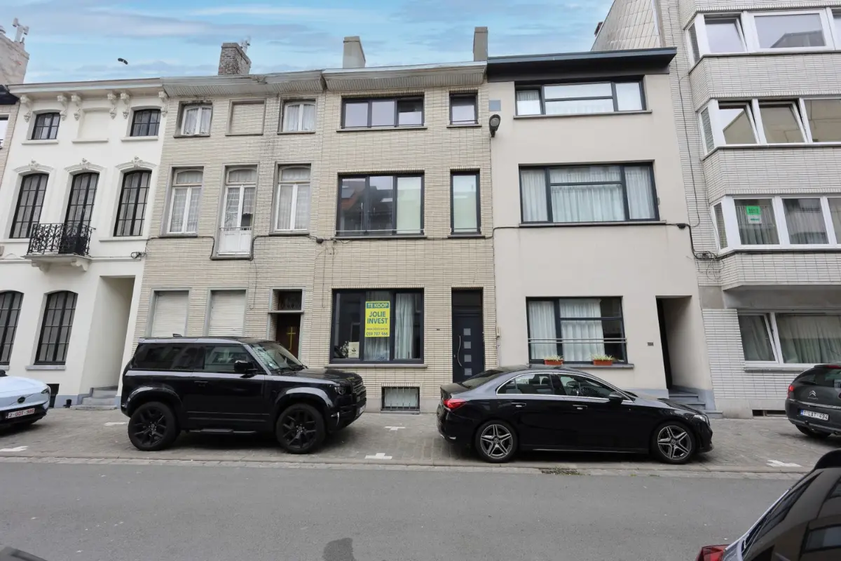 Appartementsgebouw te  koop in Oostende 8400 219000.00€  slaapkamers m² - Zoekertje 801139