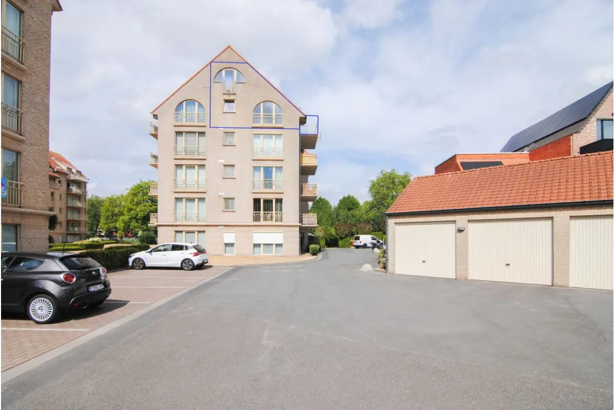 Studio te  koop in Brugge 8000 349000.00€  slaapkamers 133.00m² - Zoekertje 802231