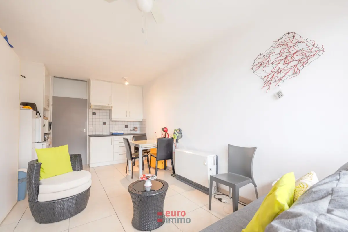 Studio te  koop in Nieuwpoort 8620 125000.00€  slaapkamers 28.00m² - Zoekertje 802960