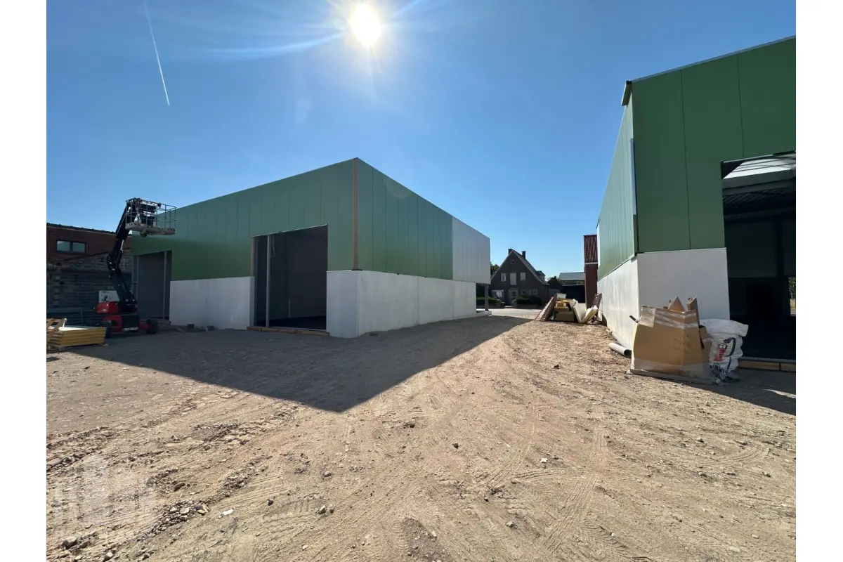 Handelszaak te  koop in Ledegem 8880 312500.00€  slaapkamers 218.00m² - Zoekertje 803174