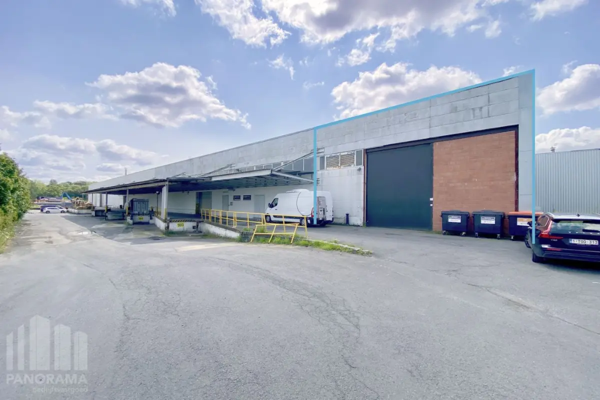 Handelszaak te  koop in Brugge 8000 425000.00€  slaapkamers 316.00m² - Zoekertje 803428