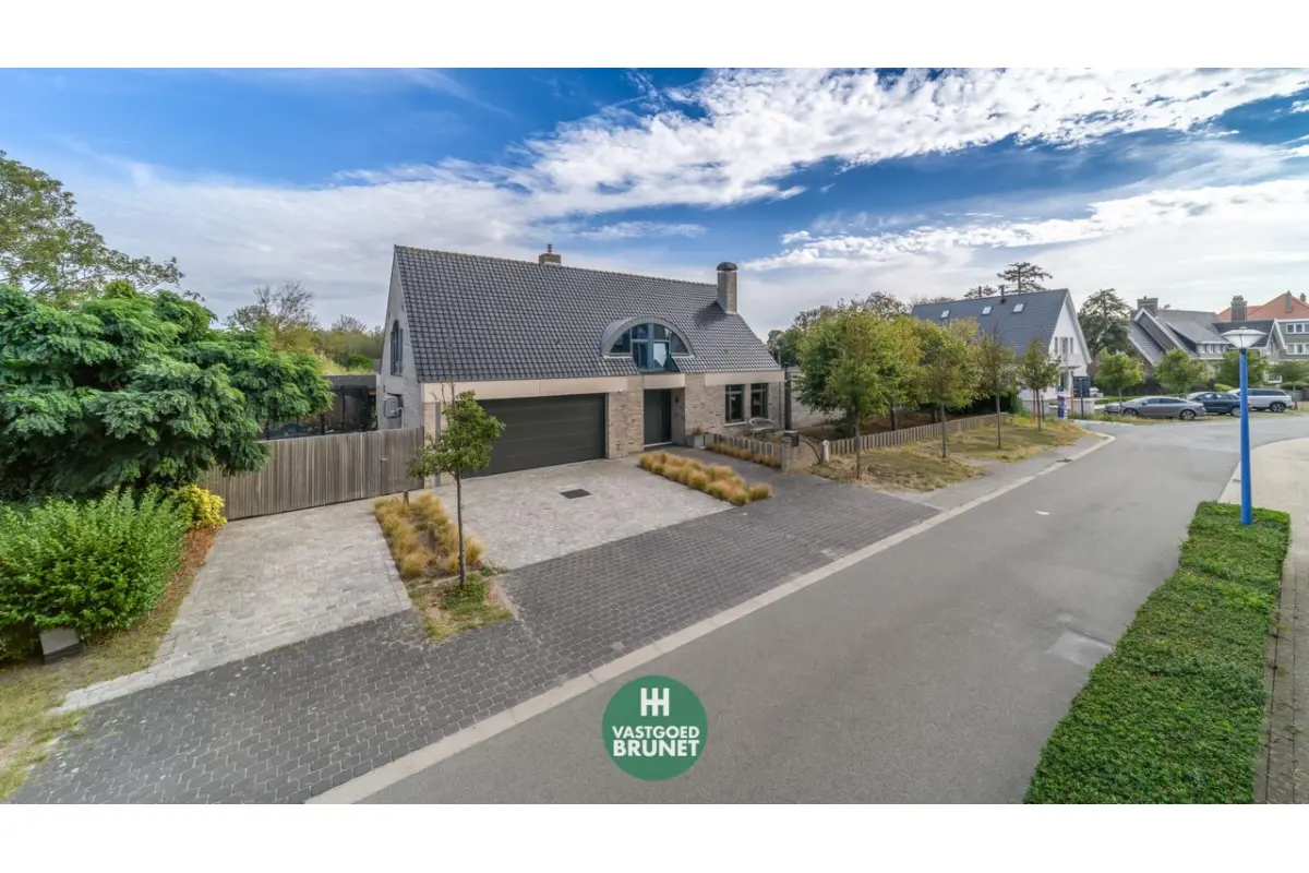 Huis te  koop in Koksijde 8670 1300000.00€ 4 slaapkamers 294.00m² - Zoekertje 803468