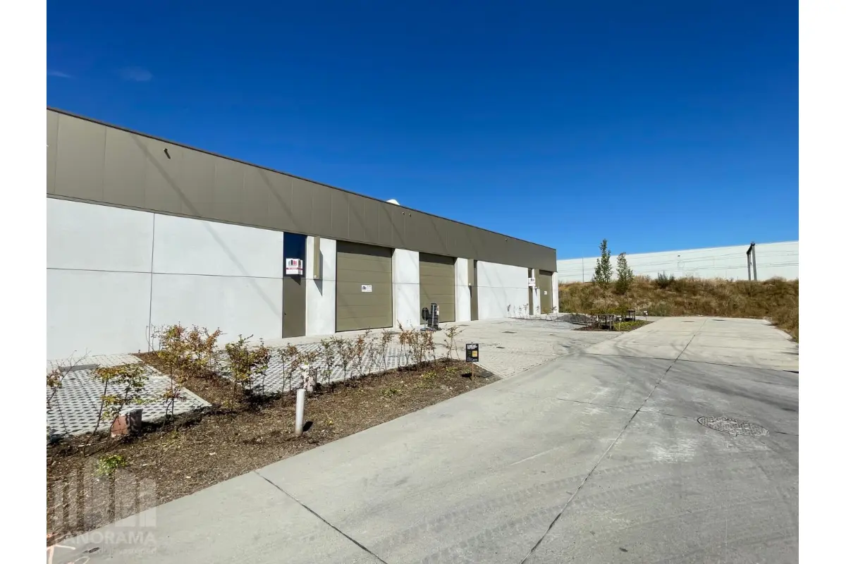 Handelszaak te  koop in Roeselare 8800 504540.00€  slaapkamers 376.00m² - Zoekertje 805315