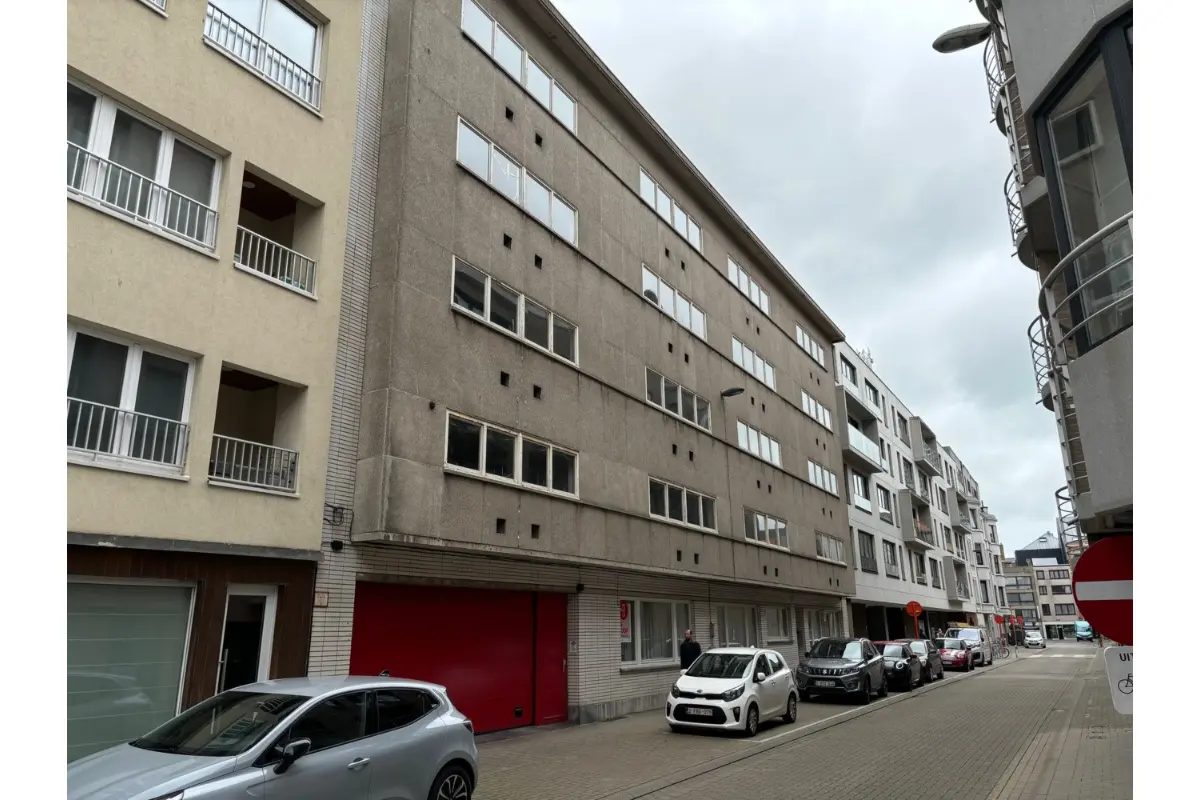 Parking te  huur in Oostende 8400 120.00€  slaapkamers m² - Zoekertje 805752