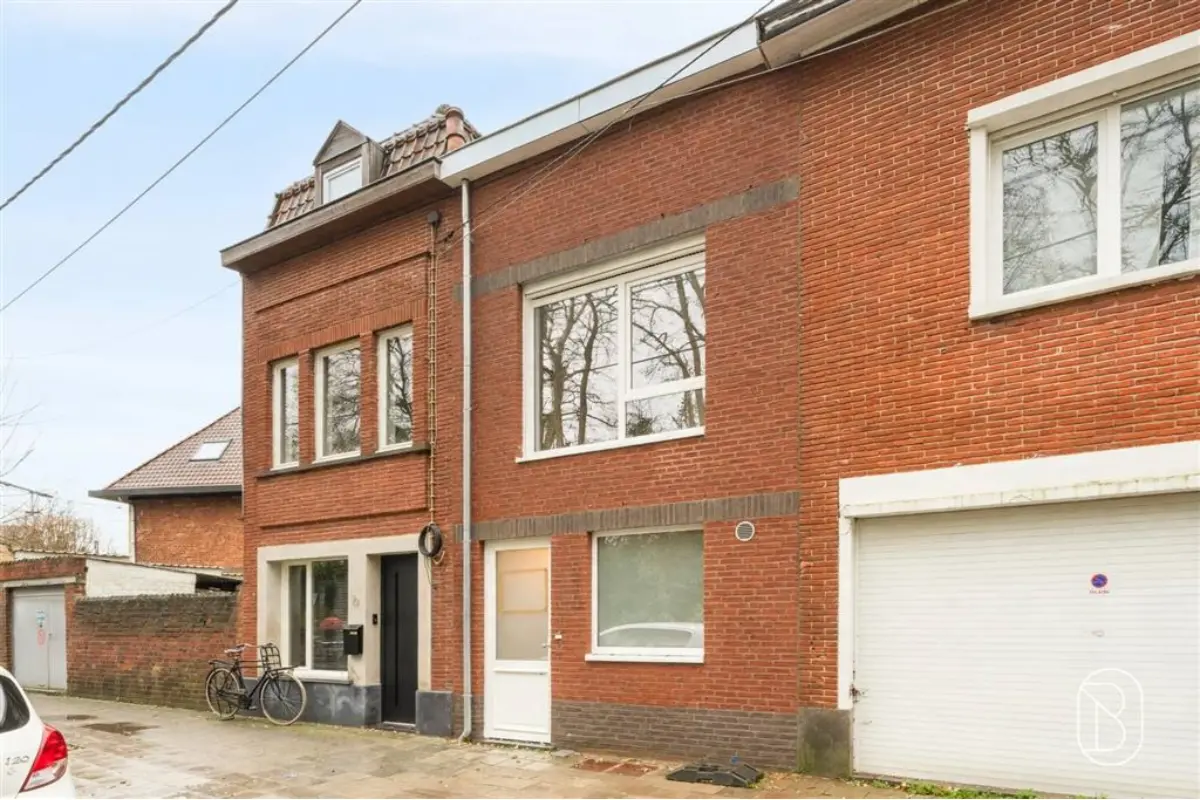 Huis te  koop in Kortrijk 8500 349000.00€ 2 slaapkamers 115.00m² - Zoekertje 806363