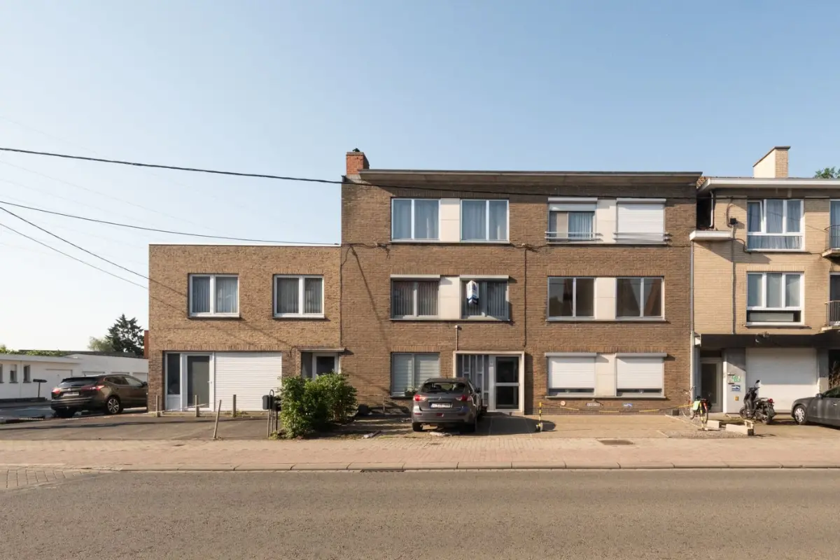 Appartement te  koop in Roeselare 8800 149000.00€ 2 slaapkamers 91.00m² - Zoekertje 806814