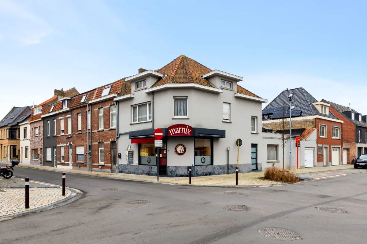 Handelszaak te  koop in Sint-Kruis 8310 374800.00€ 2 slaapkamers 288.00m² - Zoekertje 806756