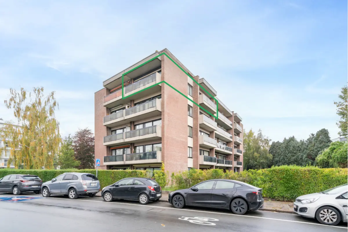Appartement te  koop in Assebroek 8310 249000.00€ 2 slaapkamers 80.00m² - Zoekertje 807001