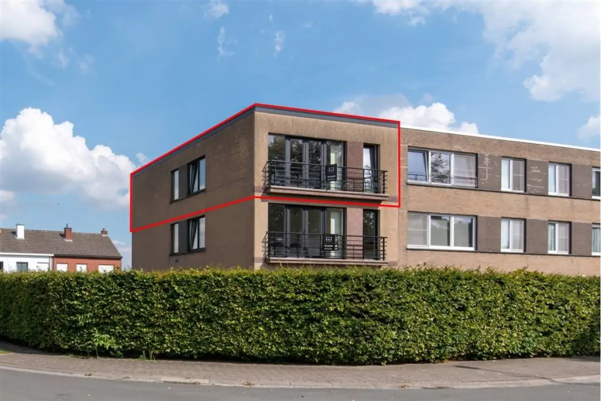 Appartement te  koop in Sint-Kruis 8310 239900.00€ 2 slaapkamers 96.00m² - Zoekertje 807391
