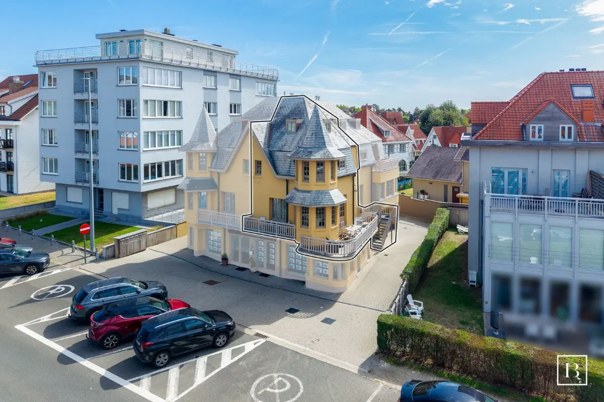Appartement te  koop in De Haan 8420 625000.00€ 3 slaapkamers 109.00m² - Zoekertje 808260