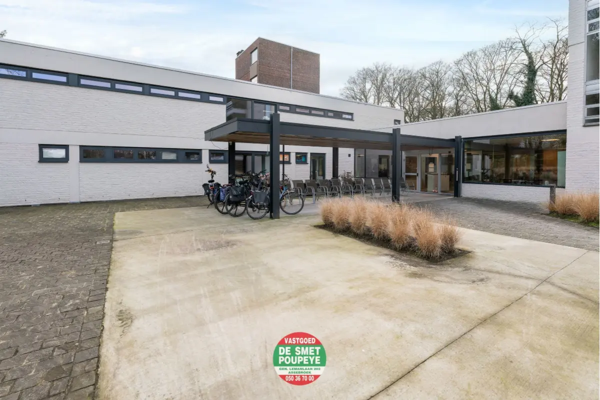 Appartement te  koop in Assebroek 8310 80000.00€ 1 slaapkamers 55.00m² - Zoekertje 808319