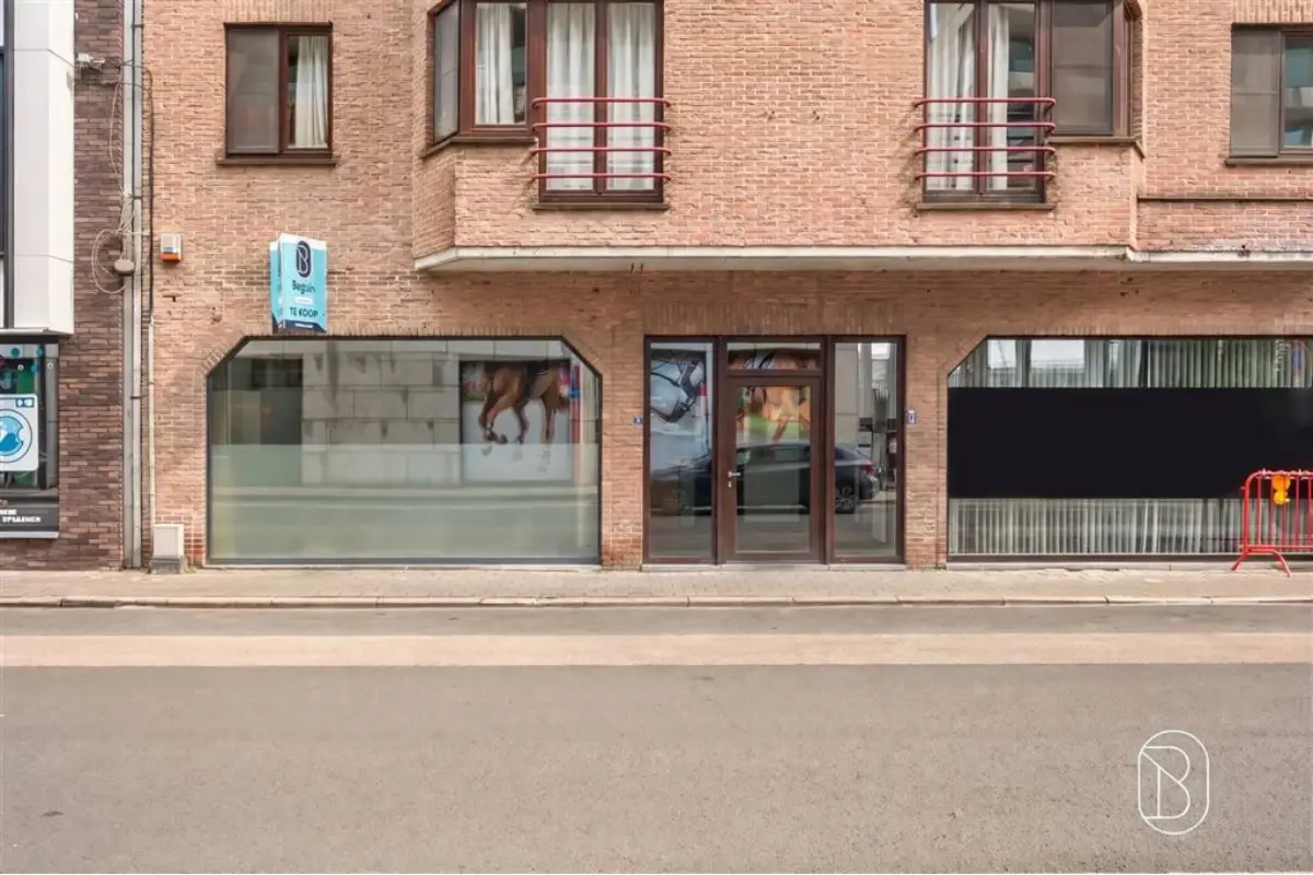 Handelszaak te  koop in Waregem 8790 199500.00€  slaapkamers 101.00m² - Zoekertje 809394