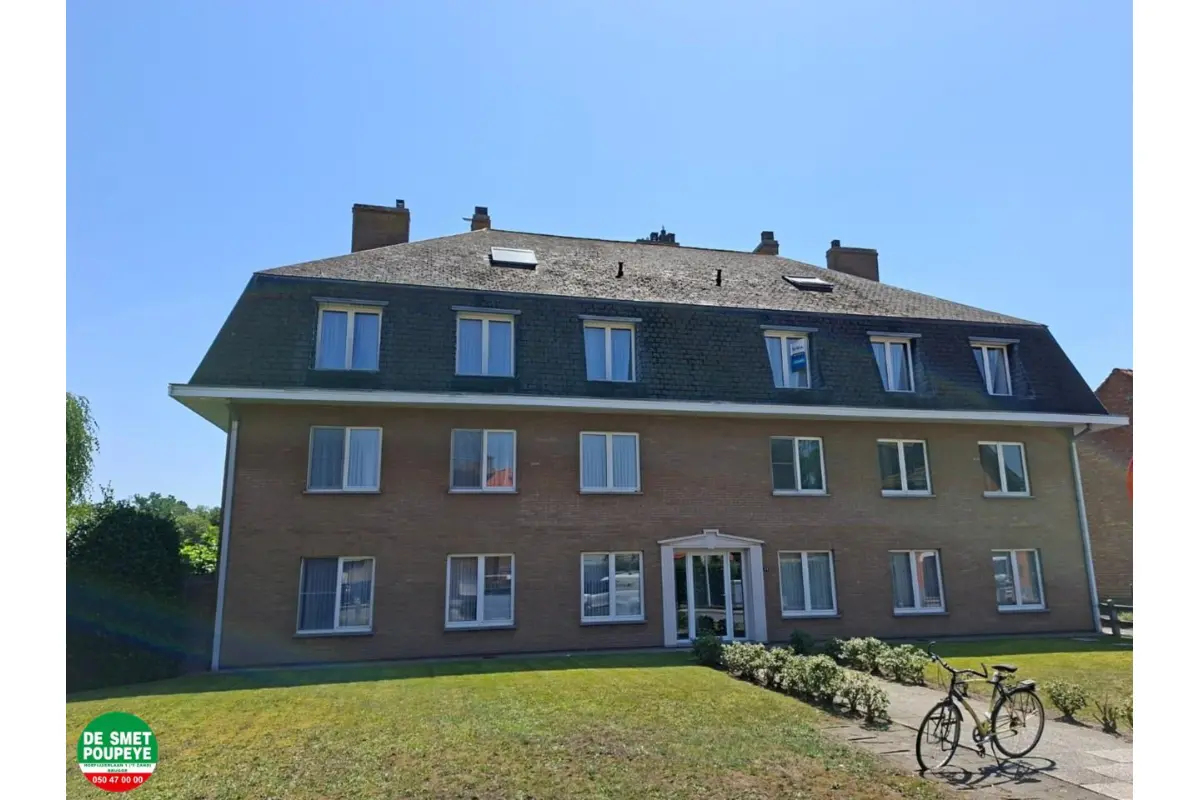 Appartement te  koop in Sint-Michiels 8200 370000.00€ 3 slaapkamers 125.00m² - Zoekertje 809597