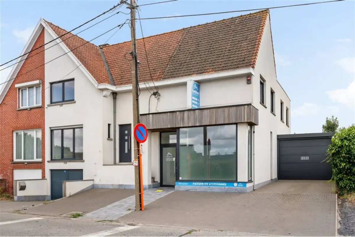 Handelszaak te  koop in Waregem 8790 399000.00€  slaapkamers 314.00m² - Zoekertje 809717