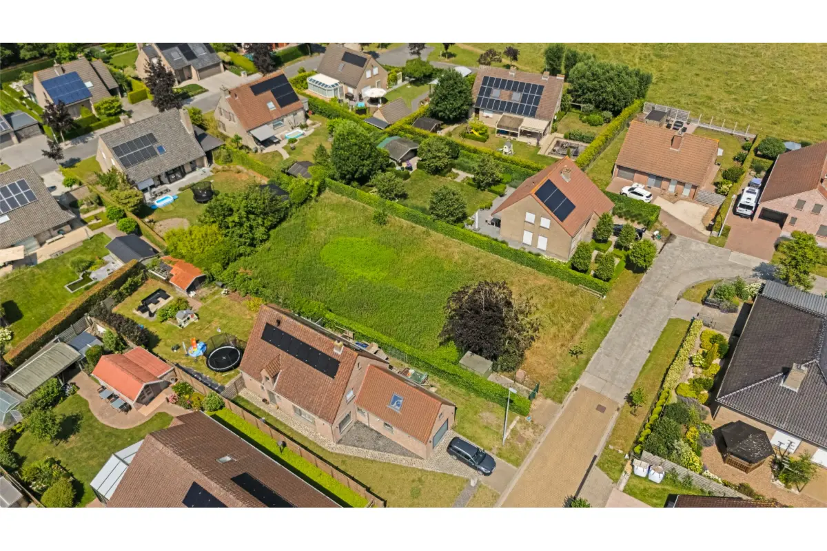 Grond te  koop in Zedelgem 8210 298800.00€  slaapkamers m² - Zoekertje 809632