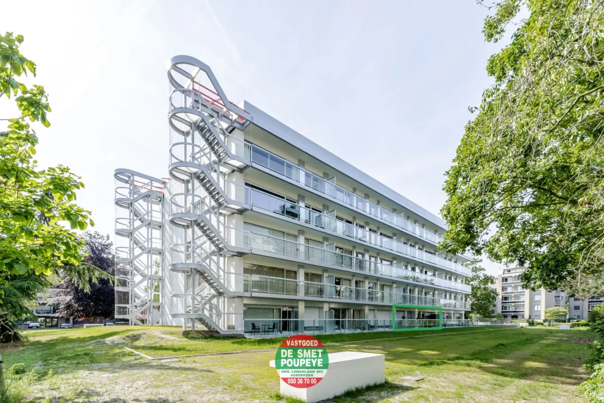 Appartement te  koop in Assebroek 8310 279000.00€ 2 slaapkamers 72.00m² - Zoekertje 810065