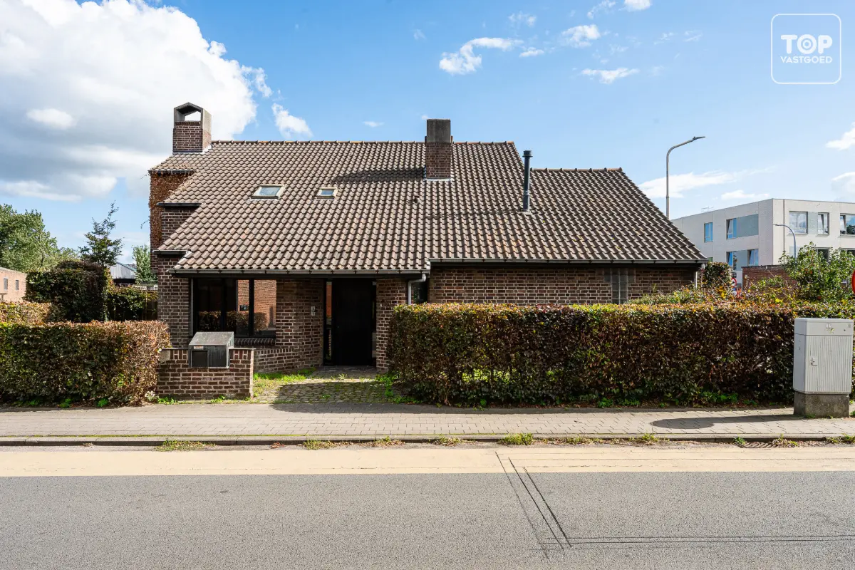Huis te  koop in Waregem 8790 379000.00€ 4 slaapkamers 258.00m² - Zoekertje 809988