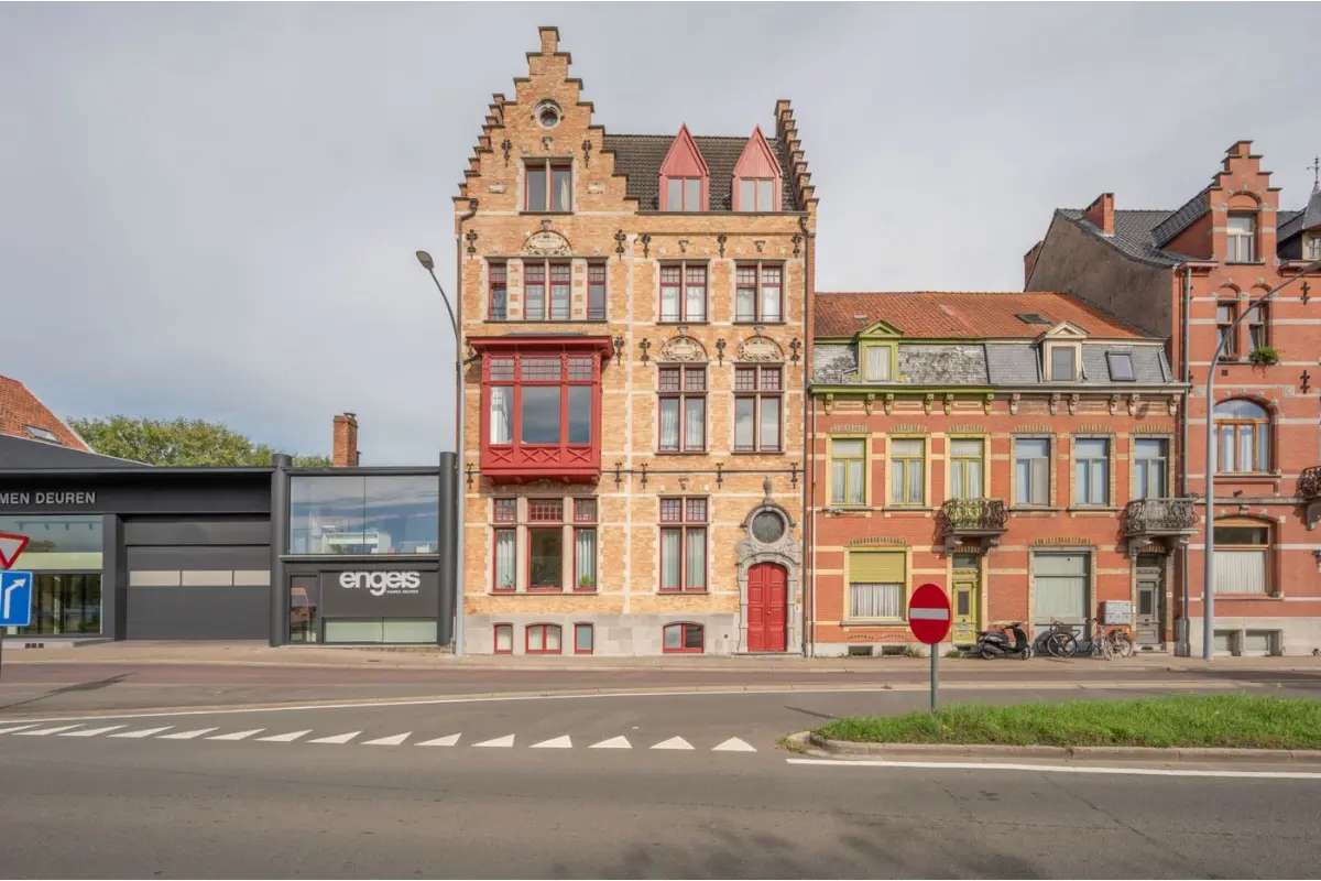 Appartement te  koop in Brugge 8000 279000.00€ 1 slaapkamers 80.00m² - Zoekertje 810611
