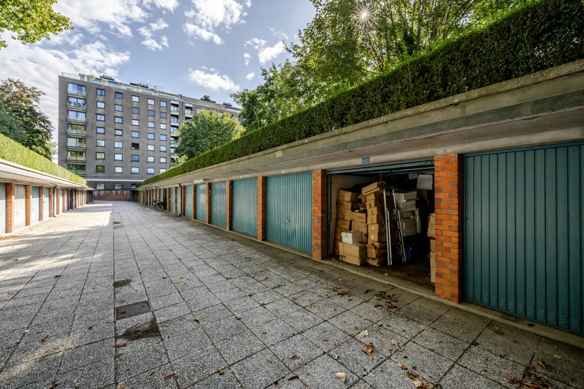 Parking & garage te  koop in Assebroek 8310 30000.00€  slaapkamers m² - Zoekertje 810545