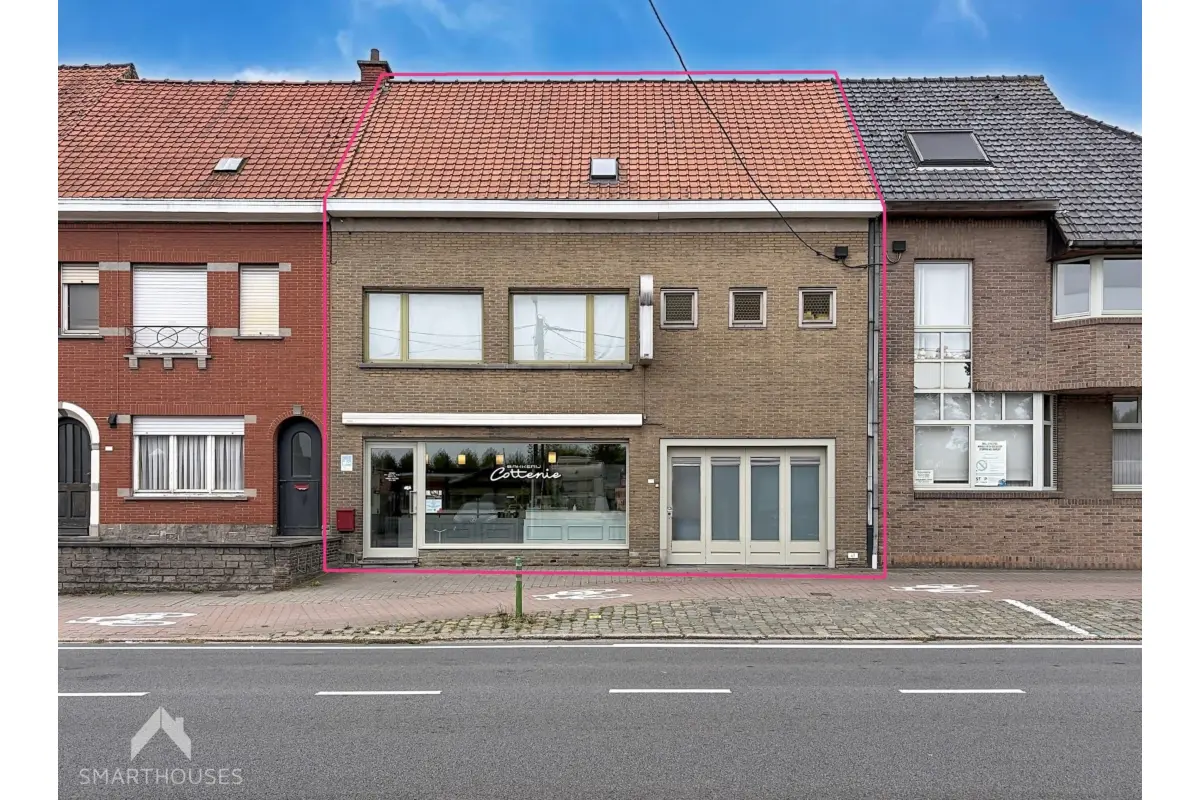 Mixgebouw te  koop in Menen 8930 419000.00€ 3 slaapkamers 350.00m² - Zoekertje 811573