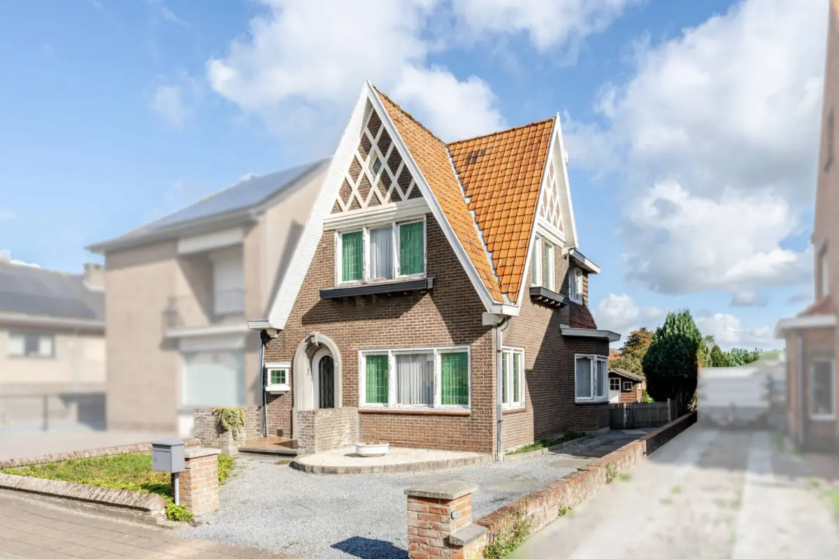 Huis te  koop in Beernem 8730 280000.00€ 1 slaapkamers 120.00m² - Zoekertje 811436