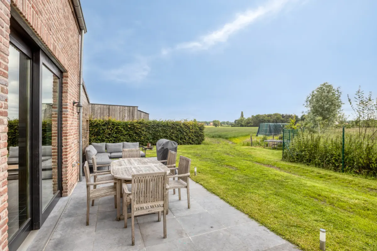 Huis te  koop in Oostkamp 8020 589000.00€ 4 slaapkamers 206.00m² - Zoekertje 812084