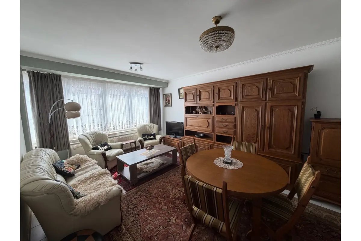 Appartement te  huur in Oostende 8400 990.00€ 2 slaapkamers m² - Zoekertje 812097