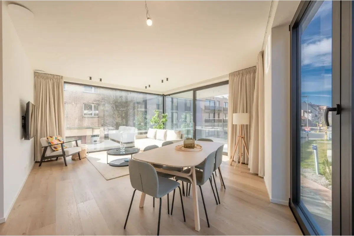 Appartement te  huur in Heist-aan-Zee 8301 2687.00€ 2 slaapkamers 89.00m² - Zoekertje 812287