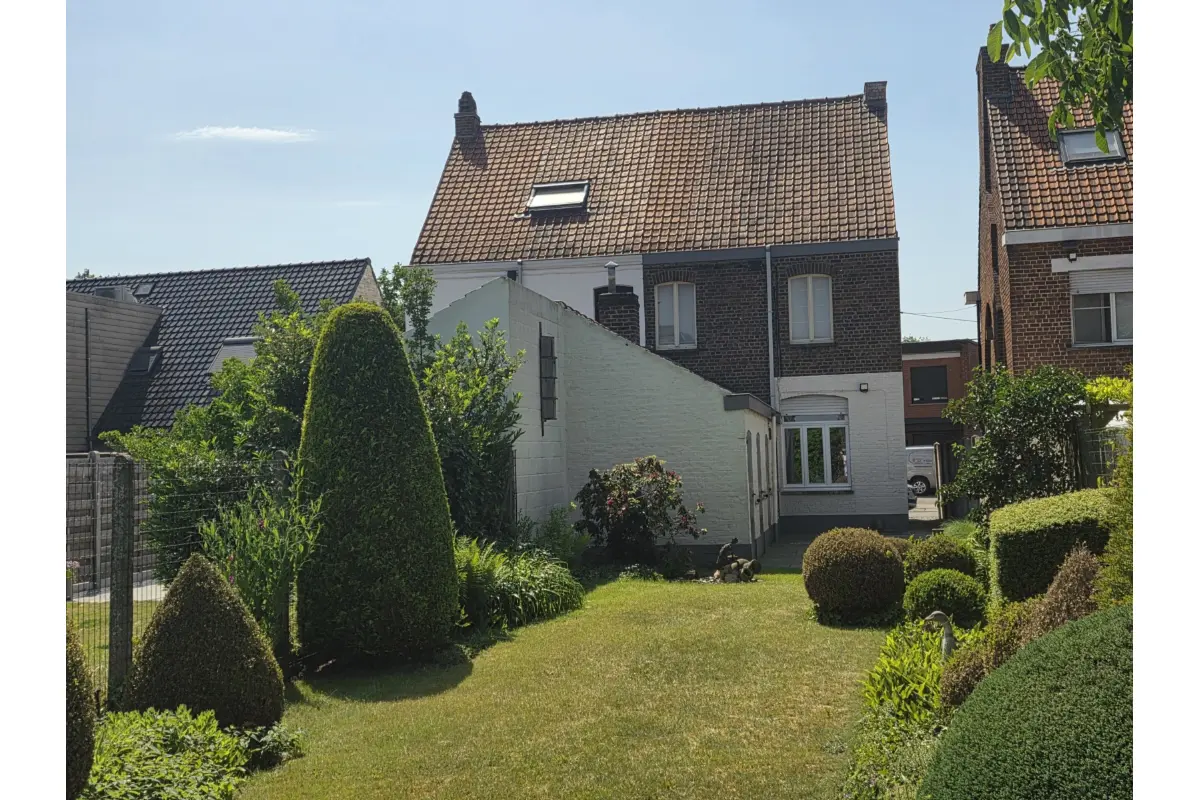 Huis te  koop in Deerlijk 8540 189000.00€ 2 slaapkamers m² - Zoekertje 813162
