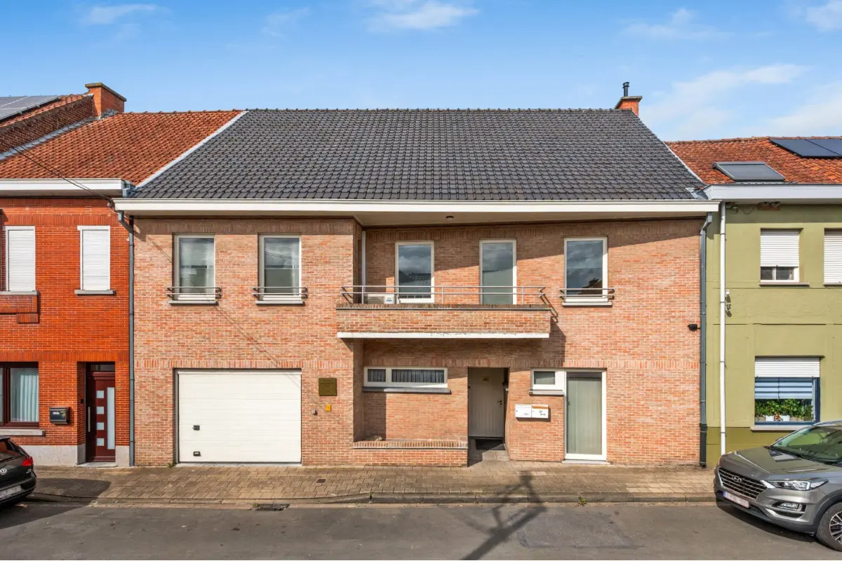 Huis te  koop in Harelbeke 8530 549000.00€ 7 slaapkamers 547.00m² - Zoekertje 813023