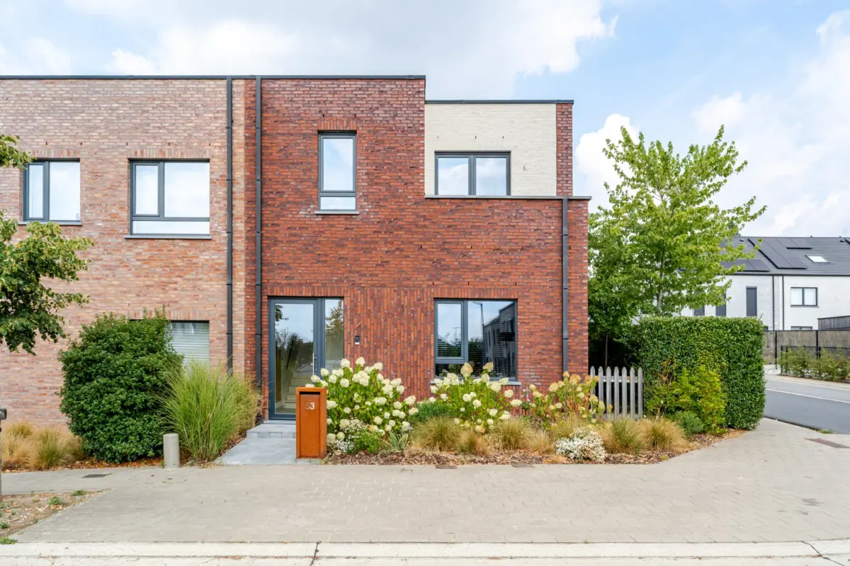 Huis te  koop in Kortrijk 8500 489000.00€ 3 slaapkamers m² - Zoekertje 813154