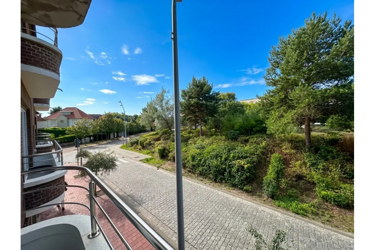 Appartement te  huur in Knokke 8300 1400.00€ 2 slaapkamers 88.00m² - Zoekertje 813397