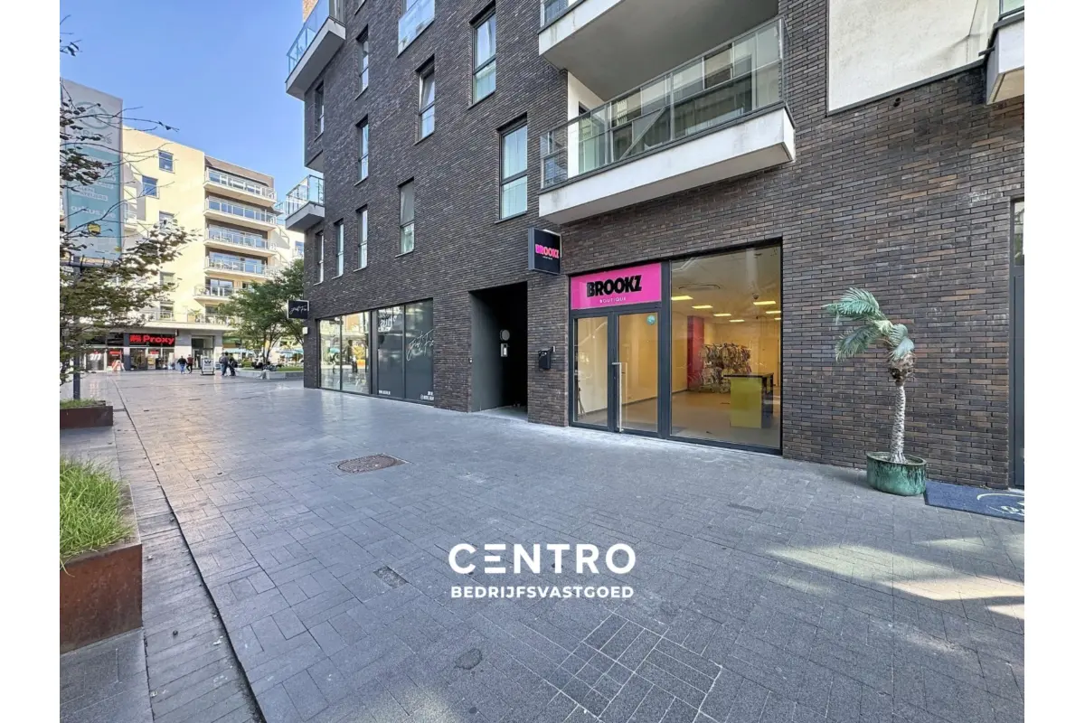 Handelszaak te  huur in Roeselare 8800 900.00€  slaapkamers 76.00m² - Zoekertje 813922