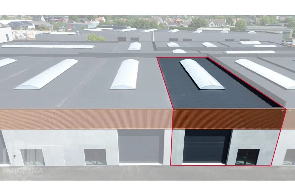 Handelszaak te  koop in Zedelgem 8210 405000.00€  slaapkamers 307.00m² - Zoekertje 815600