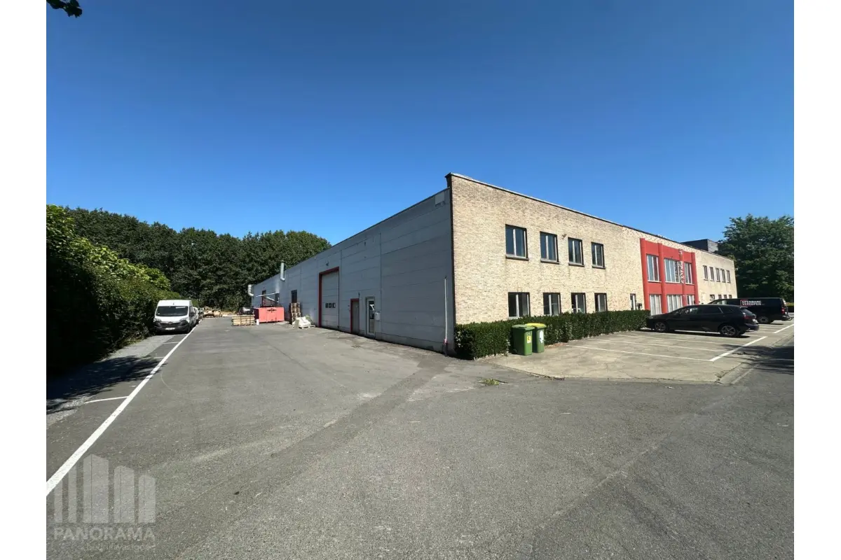 Handelszaak te  huur in Marke 8510 9424.00€  slaapkamers 3021.00m² - Zoekertje 816102
