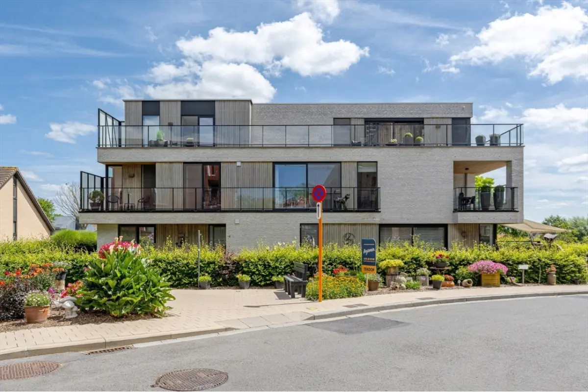 Appartement te  koop in Beselare 8980 349000.00€ 3 slaapkamers 126.00m² - Zoekertje 815877