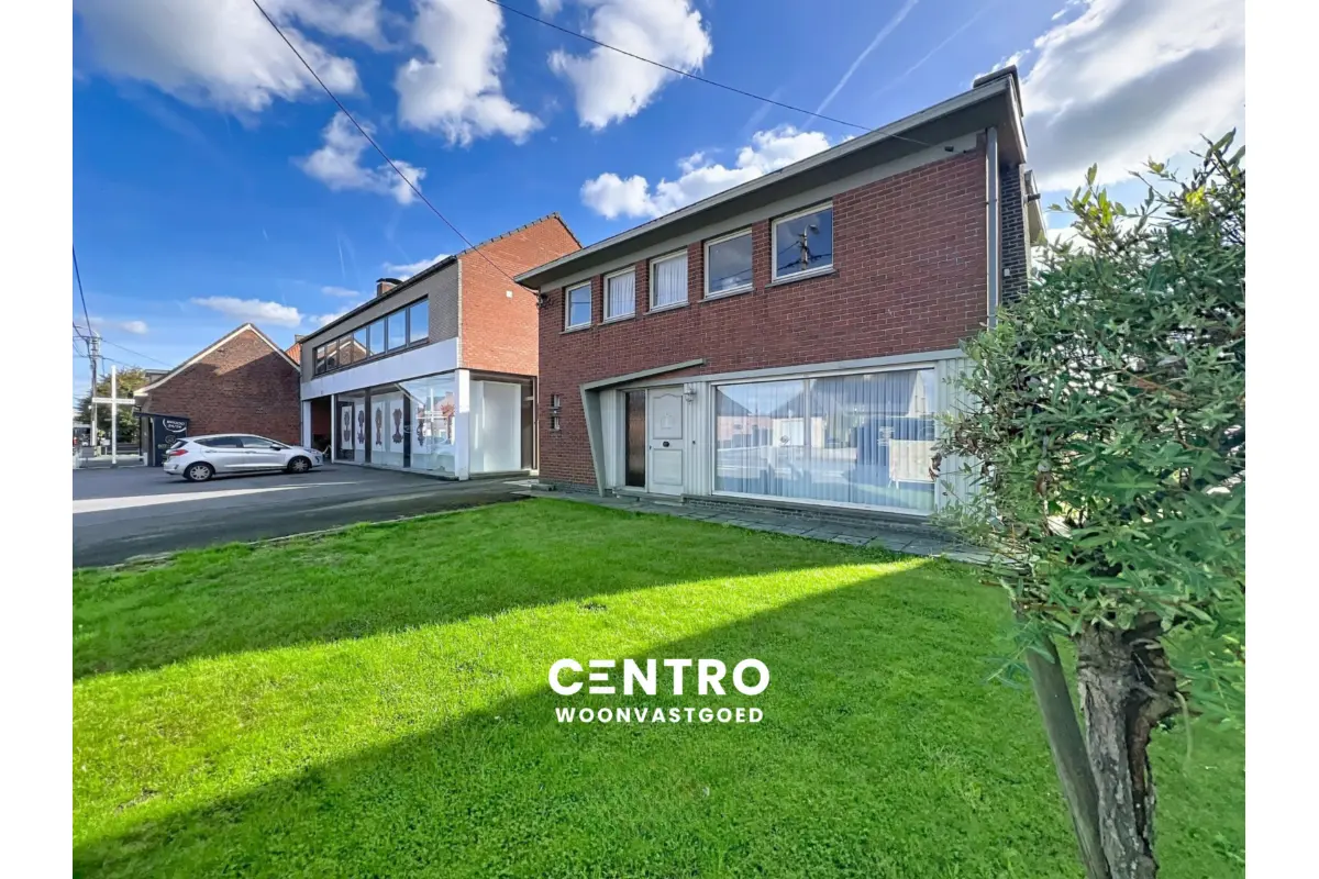 Huis te  koop in Lichtervelde 8810 260000.00€ 3 slaapkamers 149.00m² - Zoekertje 816399
