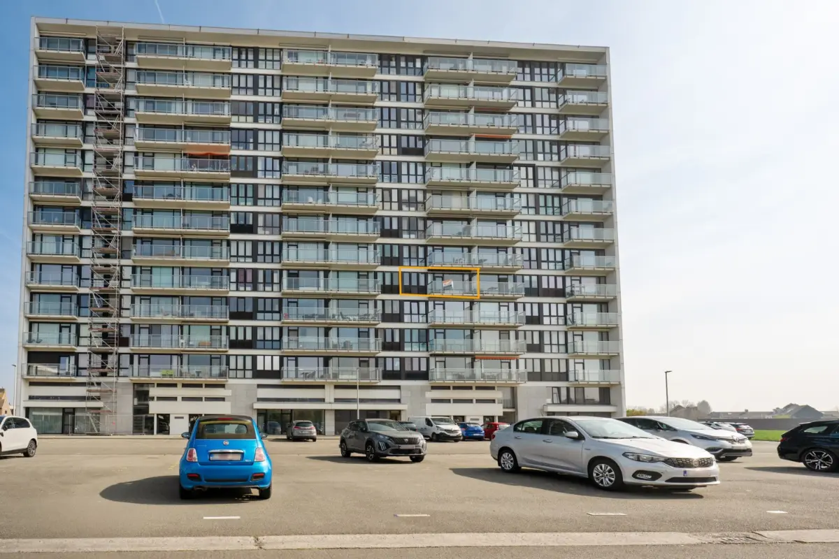 Appartement te  koop in Bredene 8450 220000.00€ 2 slaapkamers 76.00m² - Zoekertje 817025