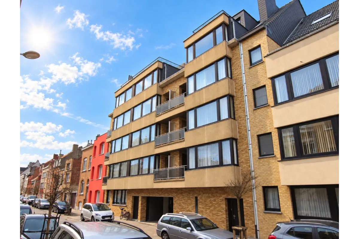 Parking & garage te  koop in Oostende 8400 35000.00€  slaapkamers m² - Zoekertje 817050