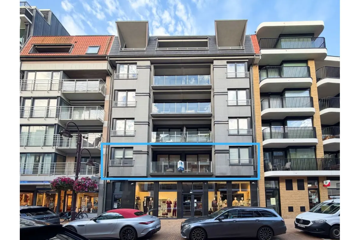 Appartement te  huur in Wenduine 8420 1250.00€ 3 slaapkamers m² - Zoekertje 819163